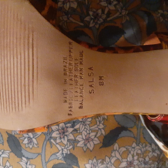 Carlos Santana "SALSA" Leopard Print Tie Up Heels - Picture 12 of 13